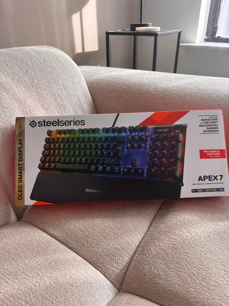 Steelseries apex 7, Computers en Software, Toetsenborden, Ophalen