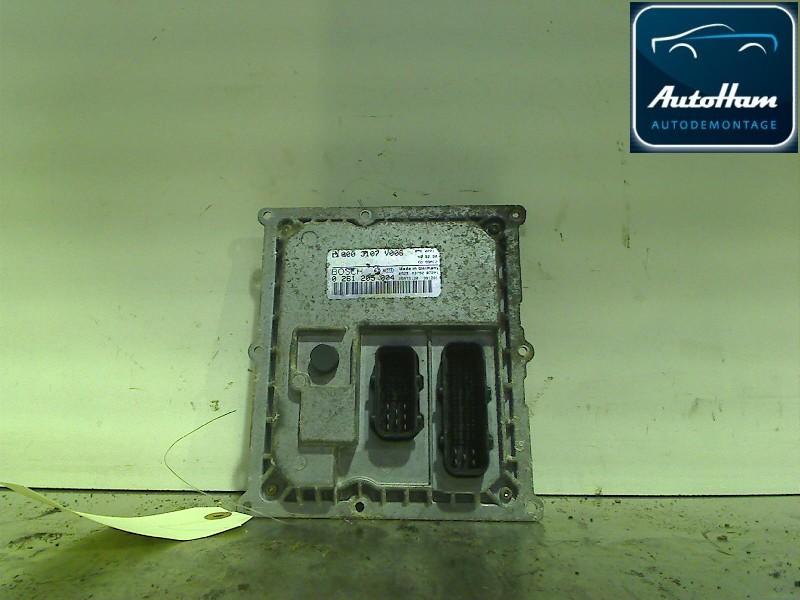 CALCULATEUR MOTEUR ECU Smart City-Coupé (|261205004|), Autos : Pièces & Accessoires, Électronique & Câbles, Smart, Utilisé