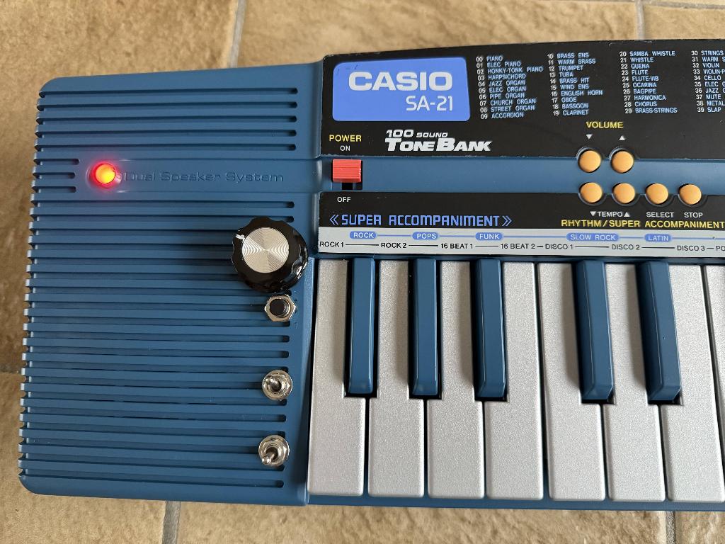 Casio SA-21 Circuit Bending (modified), Muziek en Instrumenten, Keyboards, Ophalen, Casio