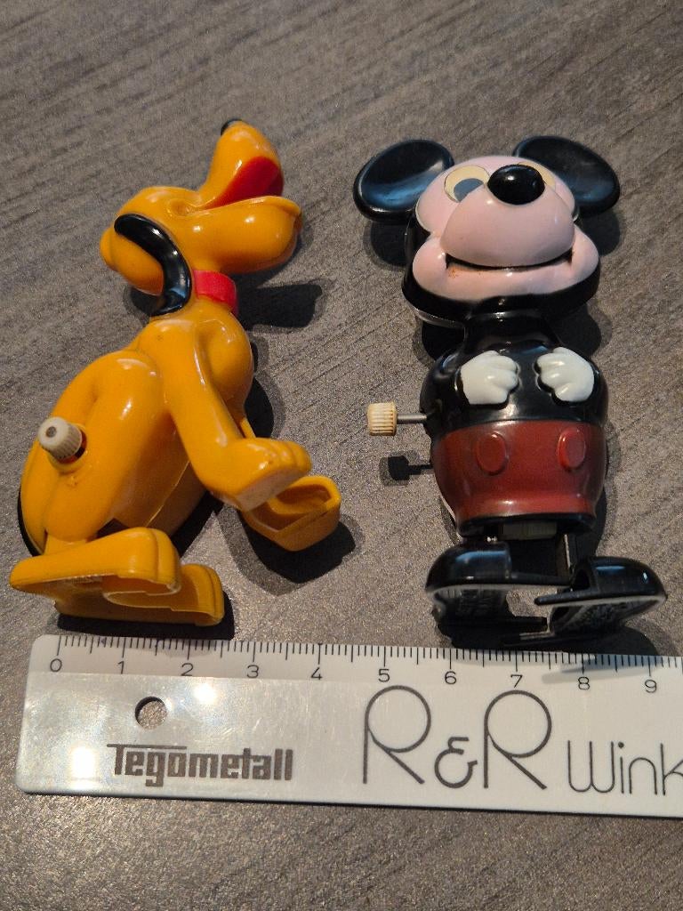 Walt Disney - Vintage opwindpopjes Pluto en Mickey Mouse, Verzamelen, Ophalen of Verzenden, Mickey Mouse, Zo goed als nieuw, Beeldje of Figuurtje