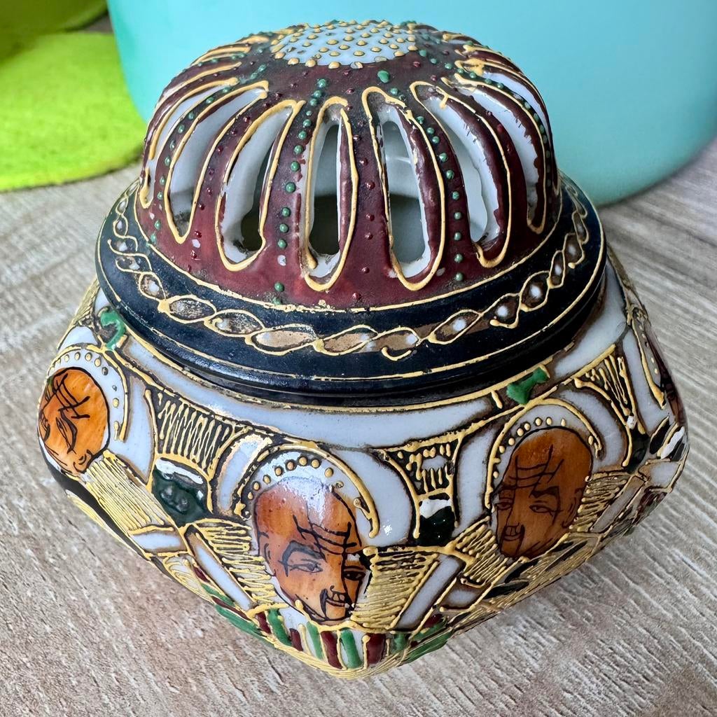 Handgeschilderde wierookbrander - Satsuma  - Japan, Ophalen