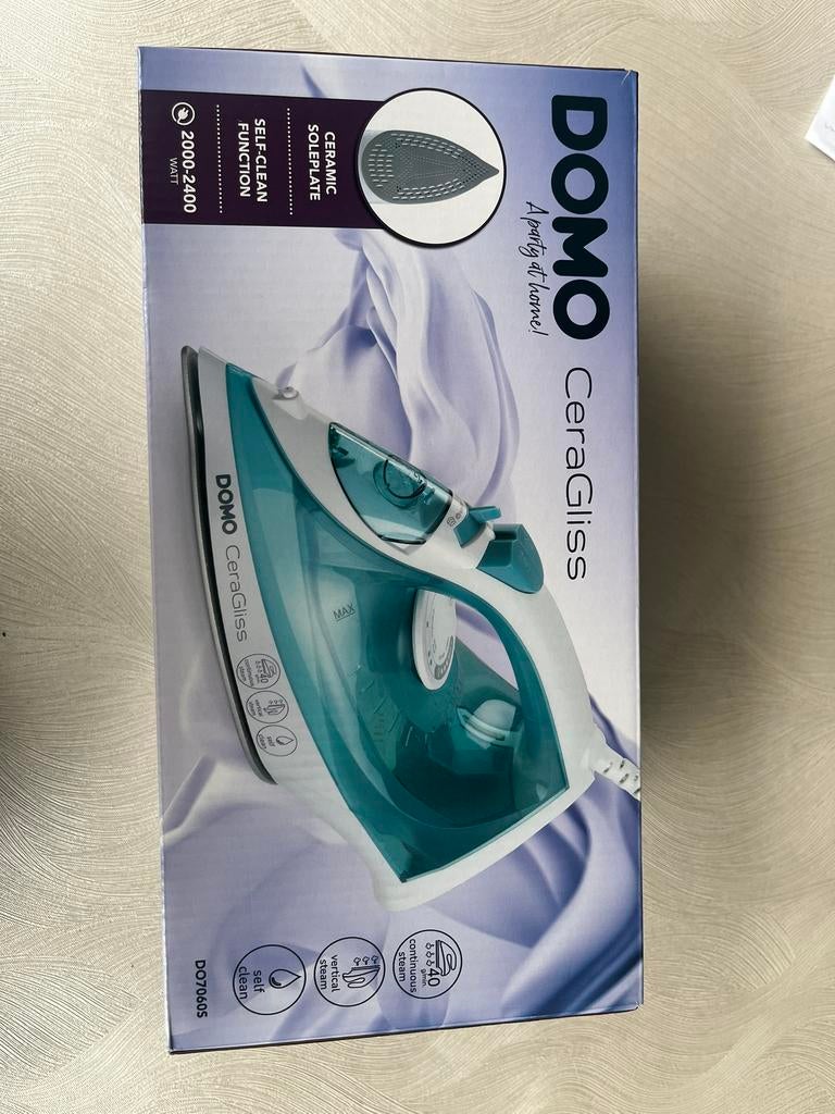 Fer a vapeur DOMO, Electroménager, Enlèvement, Comme neuf, Fer à repasser avec cordon