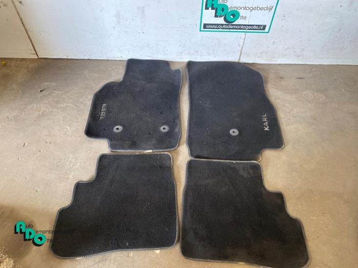 Kit tapis d'un Opel Karl (Karl 15-), -, Opel, 3 mois de garantie, Utilisé