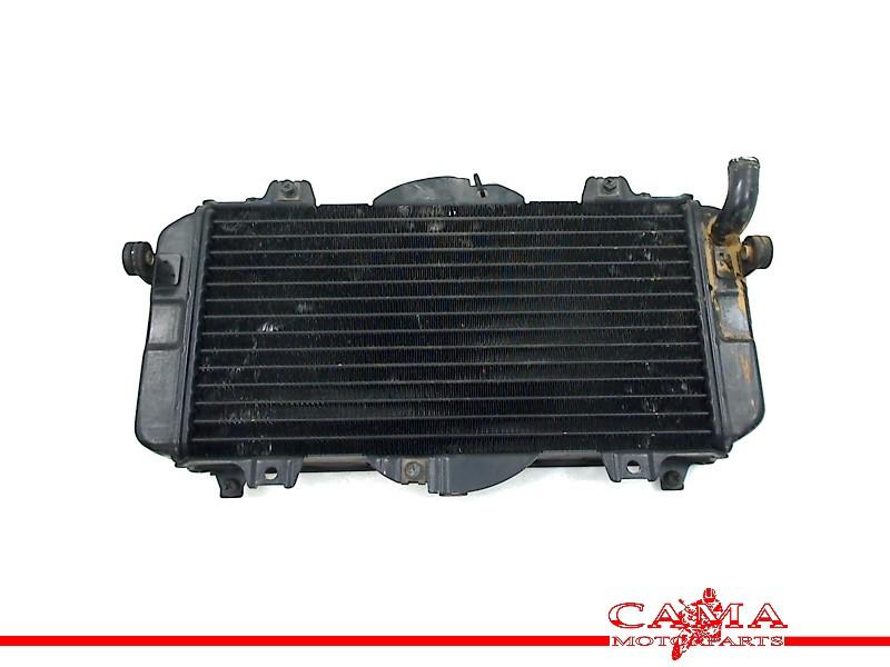 RADIATEUR EAU Yamaha FZR 600 1989-1993 (FZR600 3HE), Motos, Dhr. S. di Majo, Utilisé, Info@cama-motorparts.nl, P.J. Troelstraweg 8 8
3144 CX  MAASSLUIS, NL