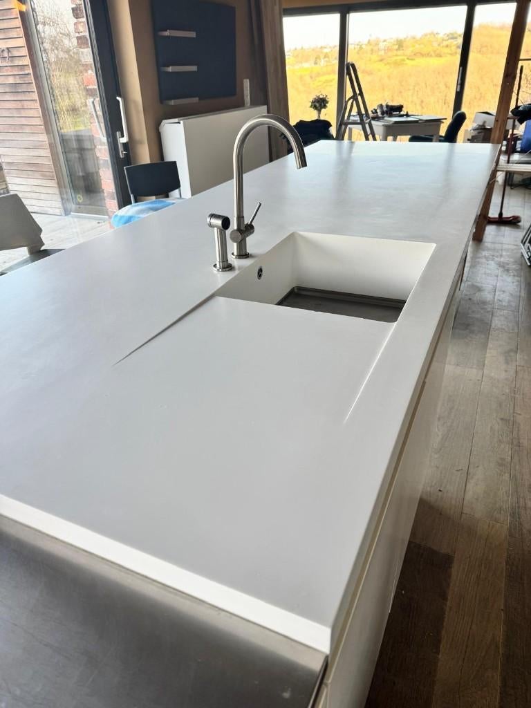 Magnifique plan de travail en corian, évier intégré, allonge, Maison & Meubles, Cuisine | Éléments de cuisine, Moins de 100 cm