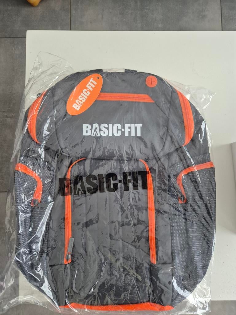 Nouveau sac à dos basic-fit, Handtassen en Accessoires, Tassen | Rugtassen, Nieuw, Ophalen