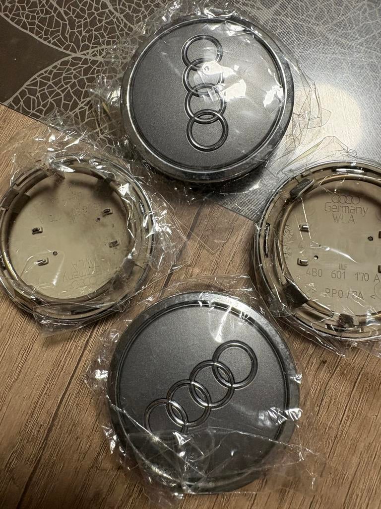 Cache jante  originaux en allu Audi, Autos : Pièces & Accessoires, Enlèvement, Jante(s)