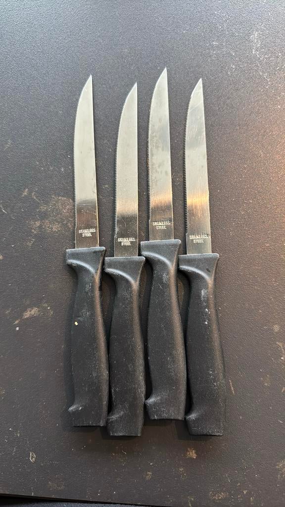 4 steak messen, Ophalen, Zo goed als nieuw, Los bestek, Vaatwasserbestendig