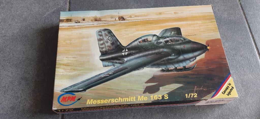 Modelbouw 1/72 Messerschmitt me 163S €15, Ophalen, Zo goed als nieuw