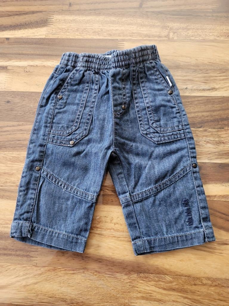 Jeansbroekje mt 62, Ophalen of Verzenden, Zo goed als nieuw