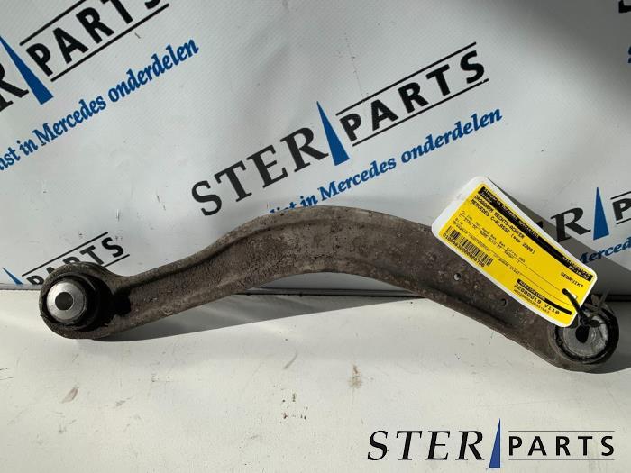 Bras de suspension arrière droit d'un Mercedes C-Klasse, Enlèvement ou Envoi, 3 mois de garantie, Utilisé, Mercedes-Benz