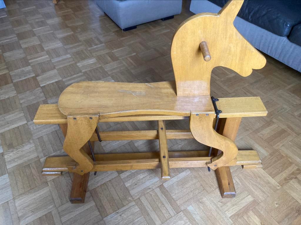 Oerdegelijk schommelpaard, Kinderen en Baby's, Speelgoed | Houten speelgoed, Ophalen of Verzenden, Gebruikt