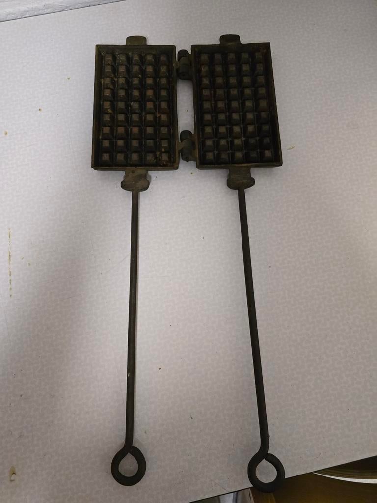 Gaufrier en fonte, Electroménager, Gaufriers, Enlèvement, Utilisé