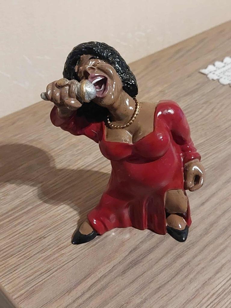 Decoratief beeldje / Soulzangeres (Jazz), Collections, Musique, Artistes & Célébrités, Comme neuf, Poupée, Figurine ou Miniature