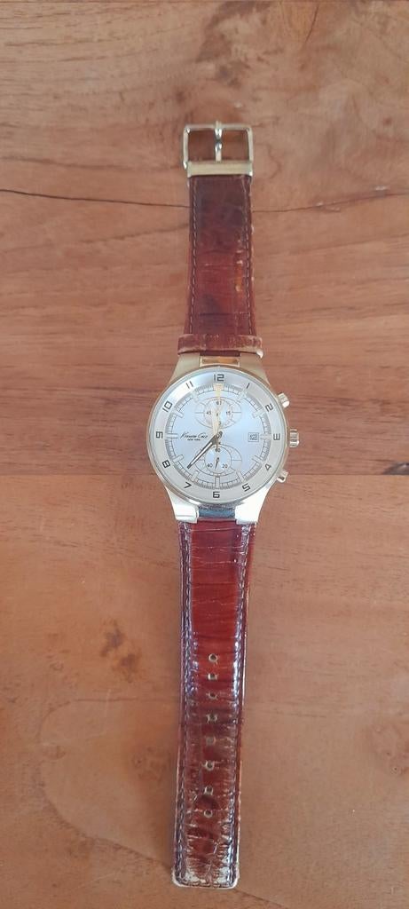 Très belle montre Kenneth Cole à quartz, Enlèvement, Cuir