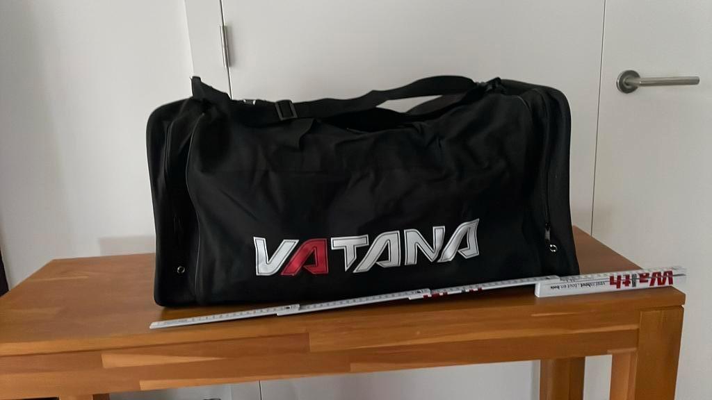 Grote sporttas met opdruk: Vatana - Nieuw, Ophalen of Verzenden, Nieuw
