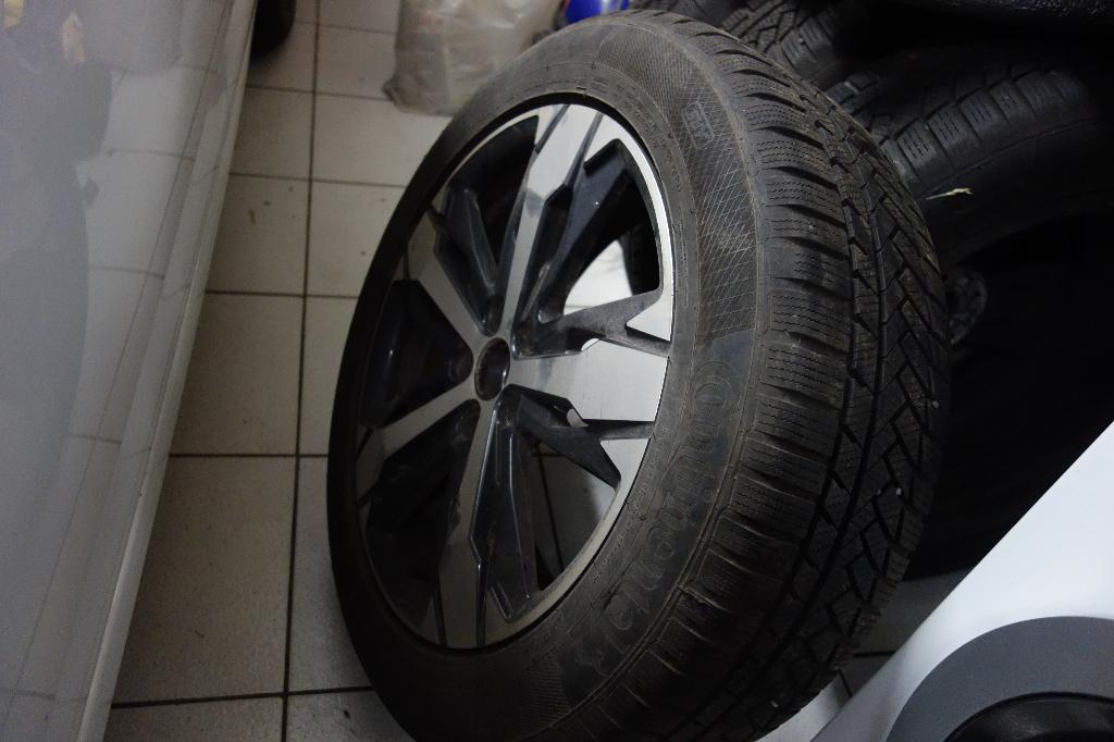 Winterkit 5008 2, Auto-onderdelen, Banden en Velgen, Ophalen, 18 inch, Gebruikt, Winterbanden