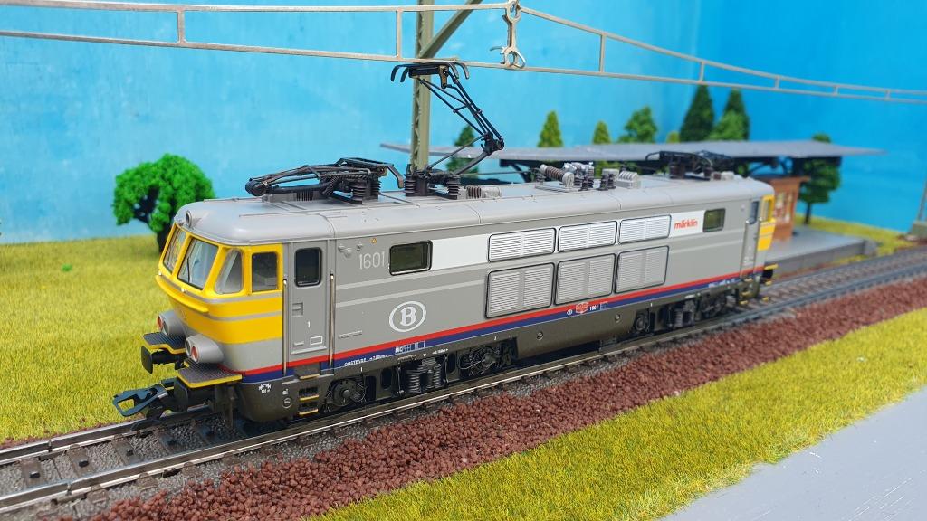 Märklin 33632 nmbs delta digitaal 3-rail nieuw, Wisselstroom, Locomotief, Nieuw, Ophalen of Verzenden