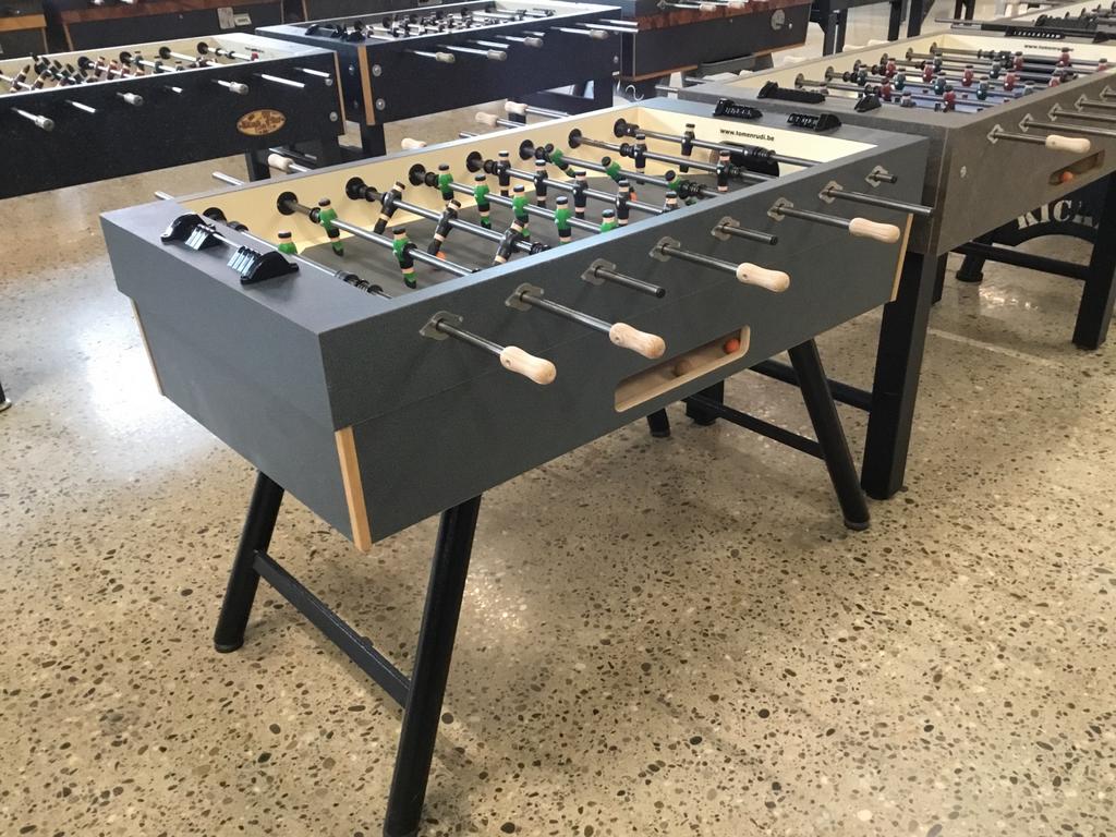 kicker Tom en Rudi Metal Grijs tafelvoetbal, Ophalen of Verzenden, Zo goed als nieuw