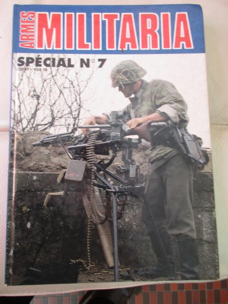 Gerelateerde militaria-tijdschriften, Ophalen of Verzenden, Overige soorten, Boek of Tijdschrift