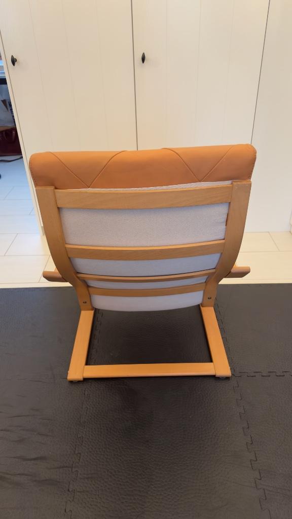 Ikea stoel met imitatieleder kussen, Huis en Inrichting, Stoelen, Ophalen, Bruin, Zo goed als nieuw, Eén