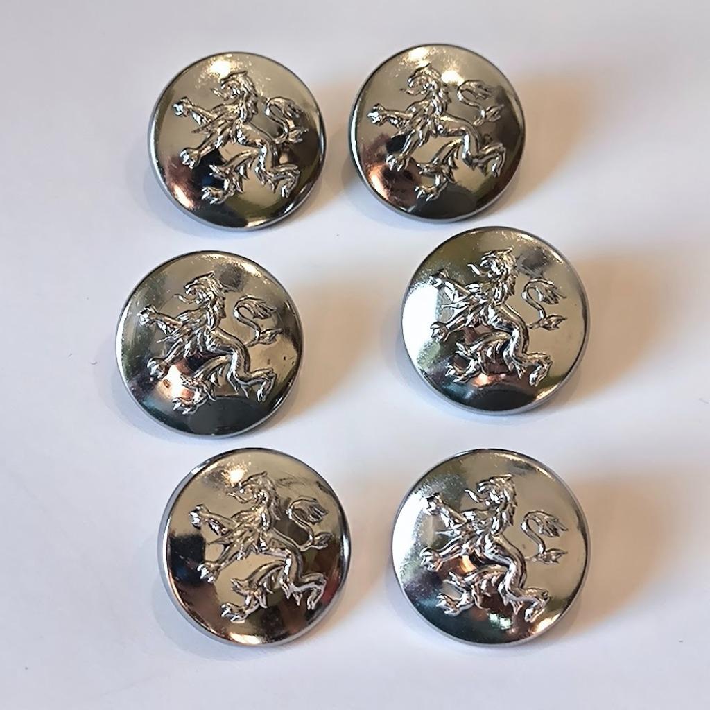 boutons en forme de lion griffé par l'armée | Van Malderen, Enlèvement