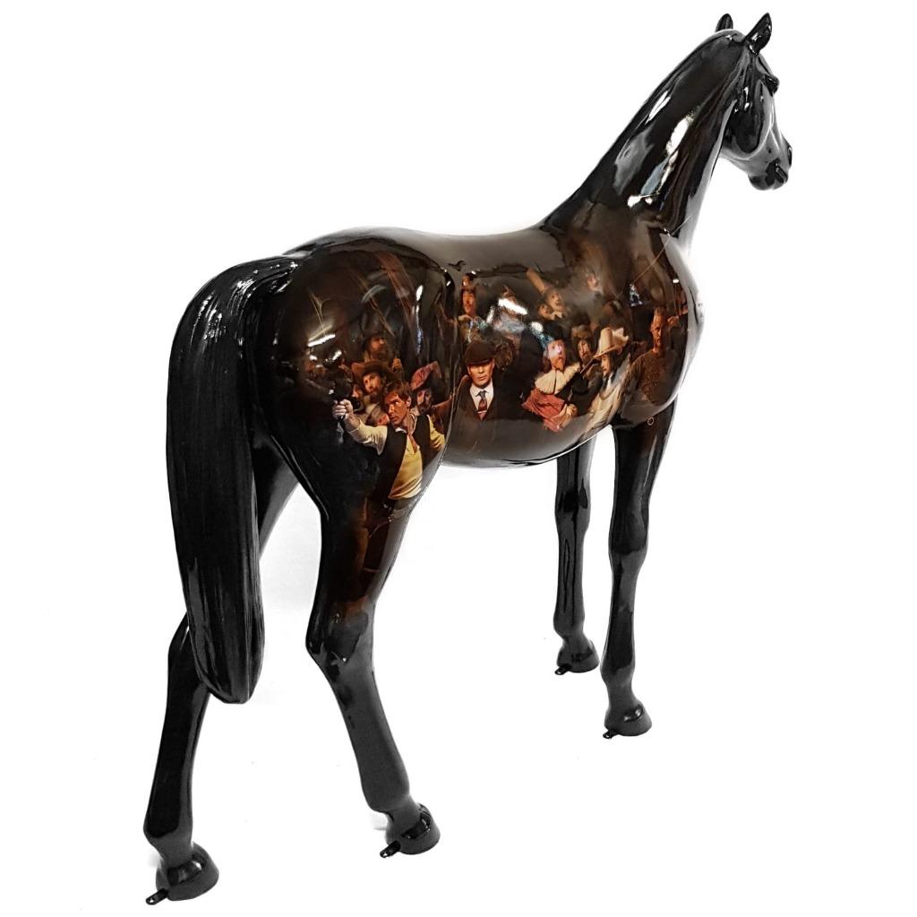 kunst paard beeld Peaky Blinders-Ferrari, Tuin en Terras, Tuinbeelden, Nieuw, Dierenbeeld, Kunststof, Ophalen of Verzenden
