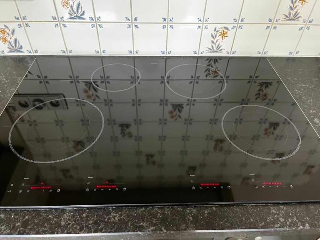 Te koop in Blankenberge: inductievuur Atag 4 pits, Ophalen, Gebruikt, Inductie, 4 kookzones