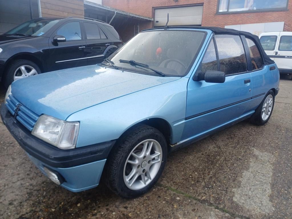 Peugeot 205 cabrio oldtimer, Auto's, Euro 2, Bedrijf, Te koop, Benzine