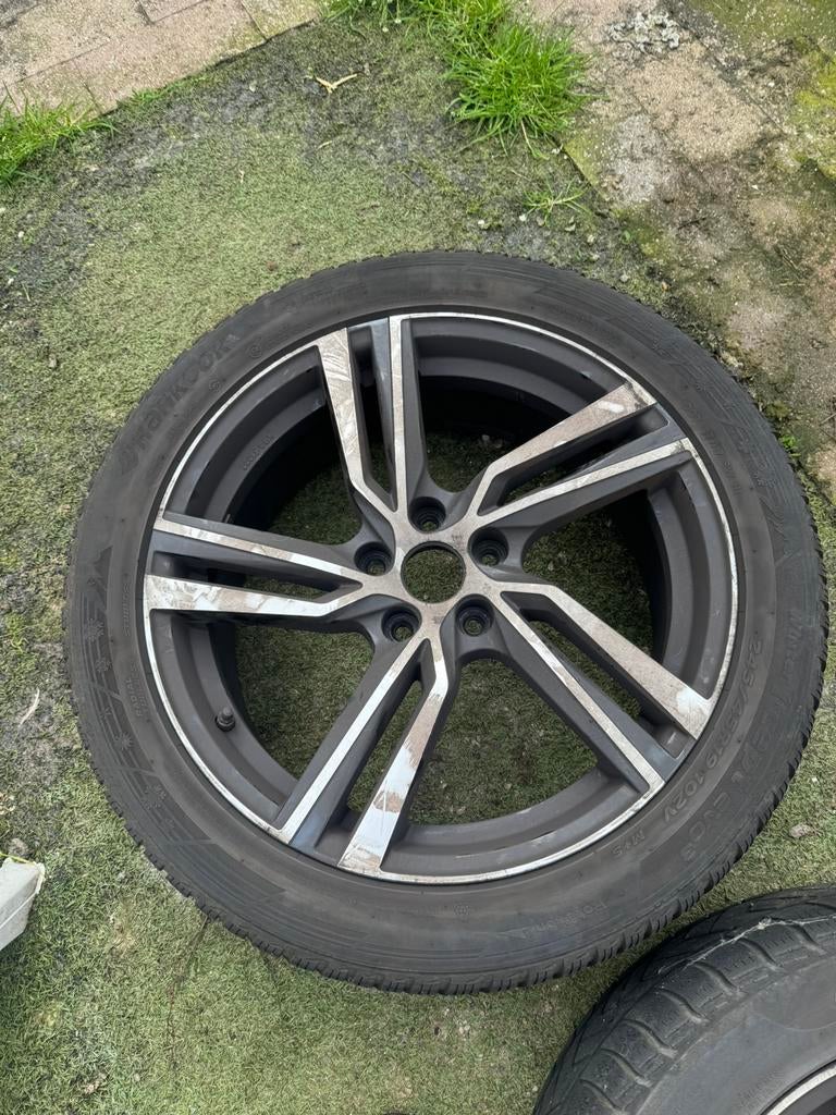 Velgen hyundai velgen 19inch, Banden en Velgen, Winterbanden, Personenwagen, Ophalen