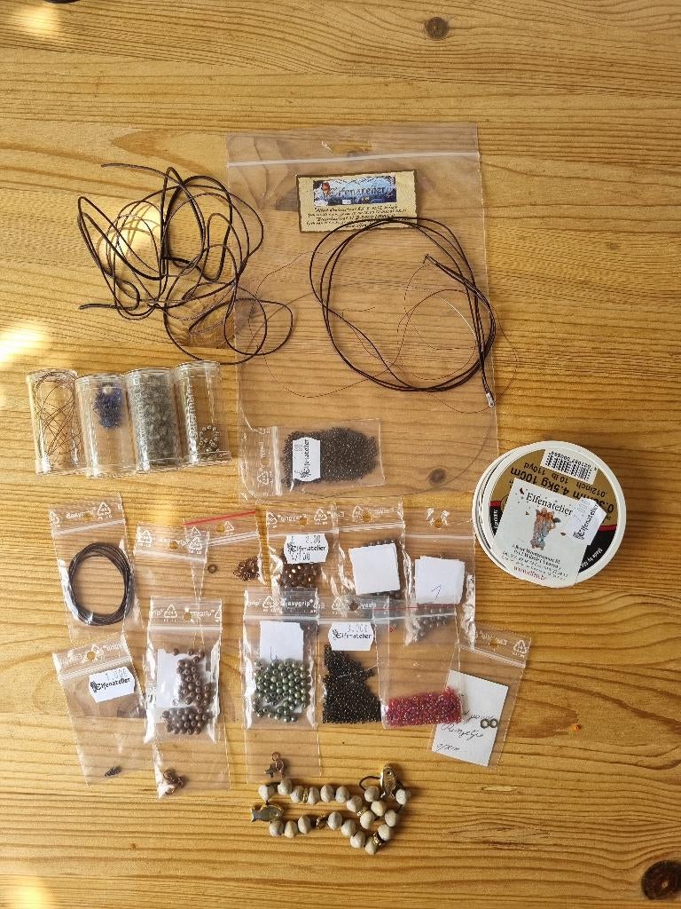 set kralen en draad zelf juwelen maken, Ophalen of Verzenden, Zo goed als nieuw, Kraal