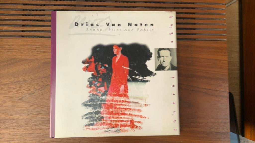 Dries van noten. Shape, print and frabric, Ophalen, Zo goed als nieuw