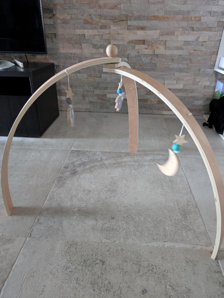 Trépied d'activité pour bébé en bois pour baby gym, Enlèvement, Comme neuf