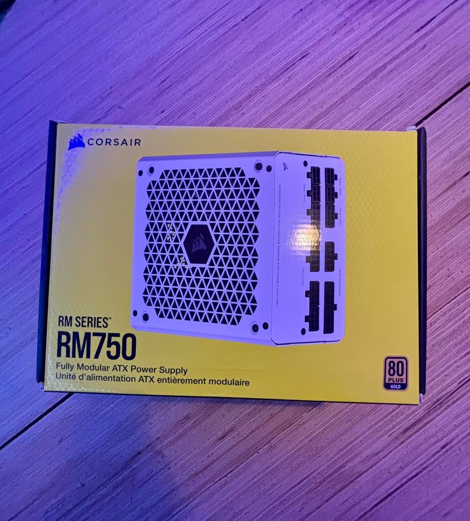 Alimentation PC Gaming Corsair RM750 White - 750W 80+ Gold, Verzenden, Zo goed als nieuw