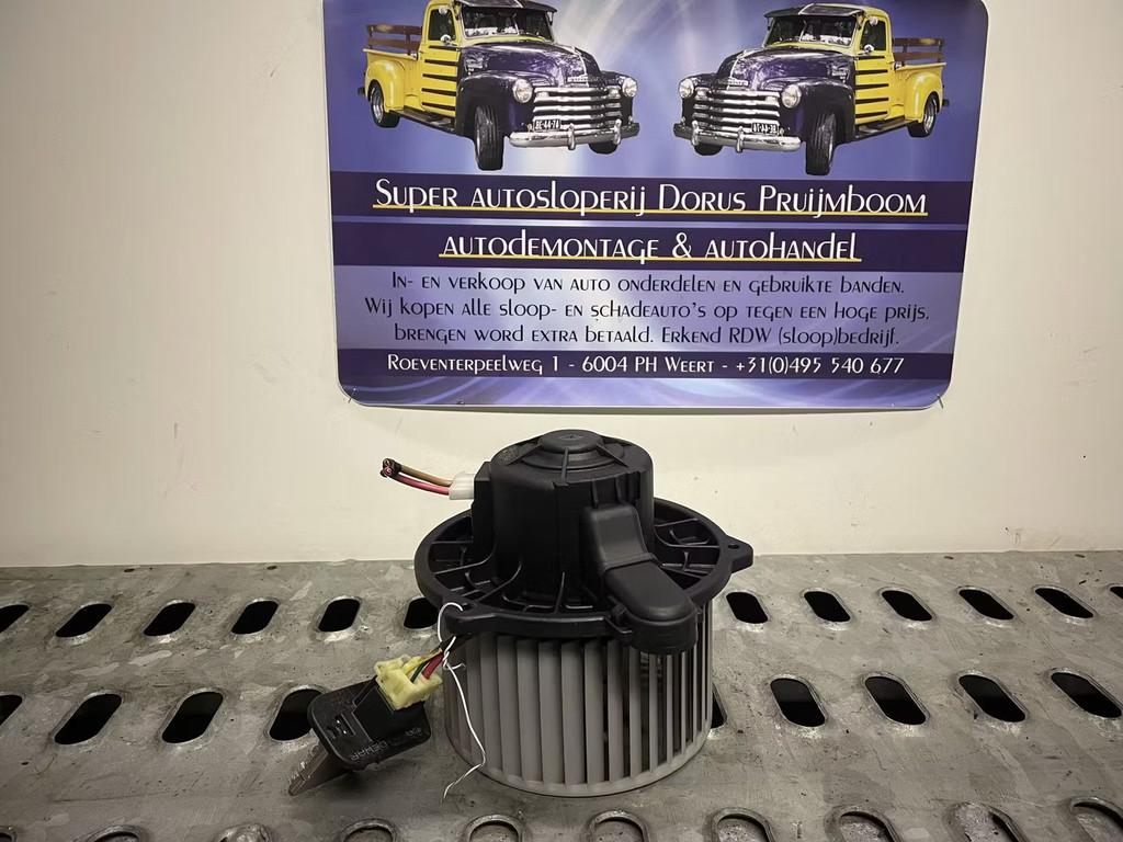 Hyundai i10 kachel motor, Autos : Pièces & Accessoires, Heolleung-ro 12
06797  Seoul, Info@hyundai.com, Utilisé, Hyundai