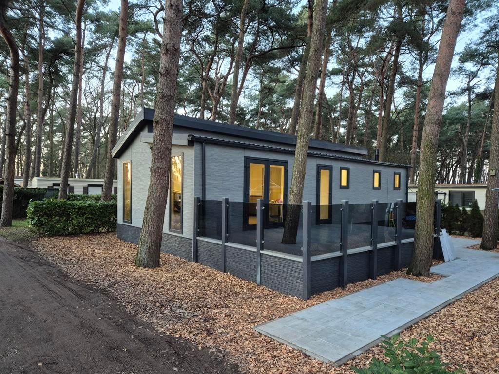Nw 2026 recreatiewoning 12x5m op park 2 slpkmrs grens BE/NL, Immo, 2 slaapkamers, 60 m², Verkoop zonder makelaar, Provincie Limburg