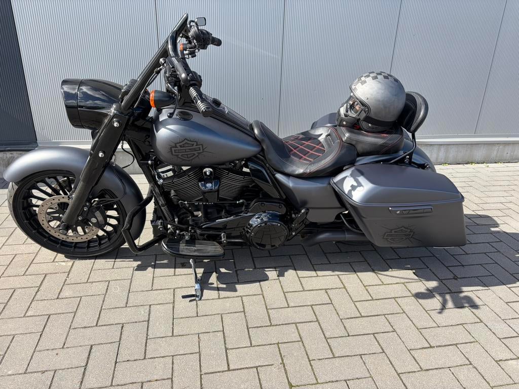Harley Davidson Road King Stage 2 2017 Parfait Etat., Motoren, Motoren | Harley-Davidson, Sportuitlaat, 2 cilinders, 1745 cc, Bedrijf