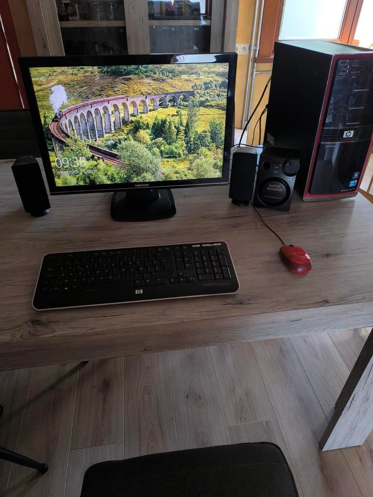 HP Pavilion Elite HPE computer met toebehoren, Computers en Software, Desktop Pc's, Ophalen