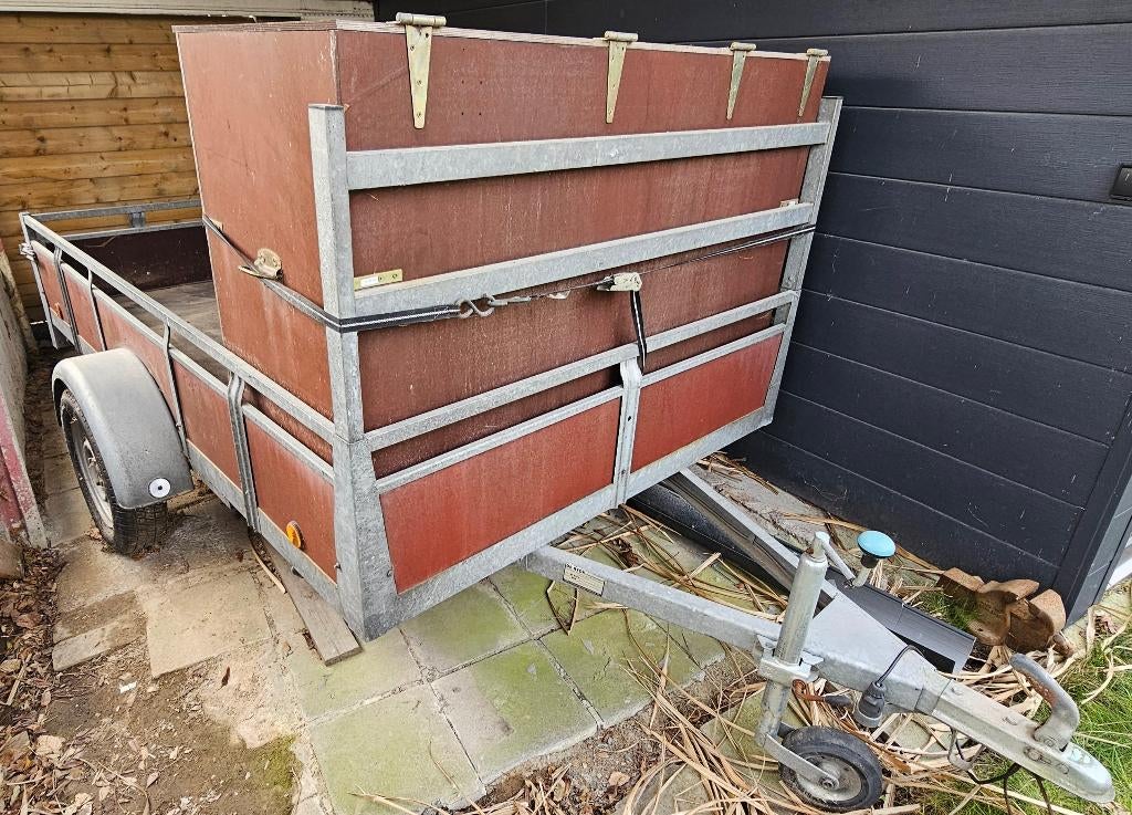 Aanhangwagen enkelas 2M57X1M56 (betonplex) met neuswiel, Ophalen, Zo goed als nieuw