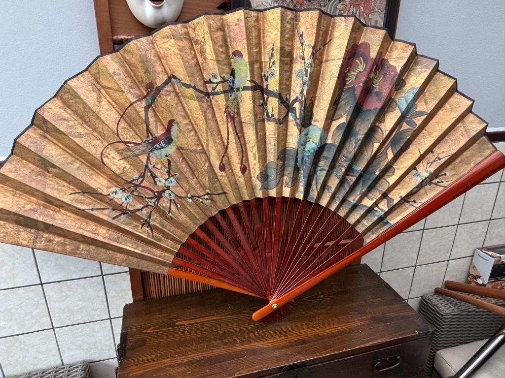Grand éventail japonais ou sensu, Antiquités & Art, Antiquités | Vases, Enlèvement