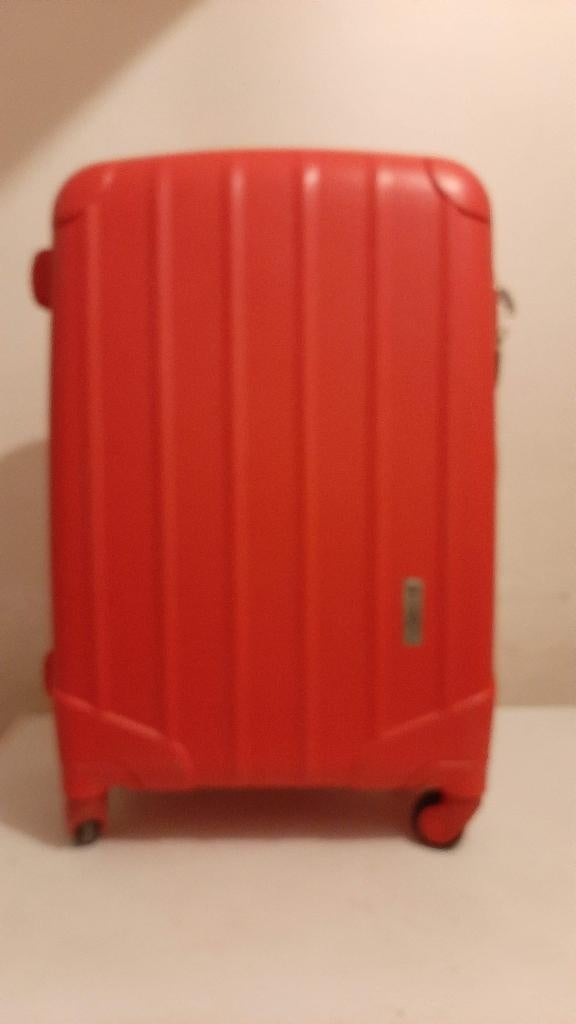Valises de voyage sur roulettes, Enlèvement, Comme neuf