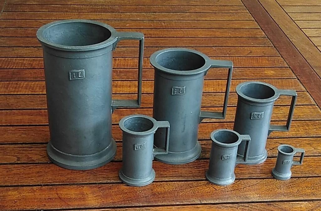 6 tasses à mesurer Peltrato, Antiquités & Art, Enlèvement ou Envoi