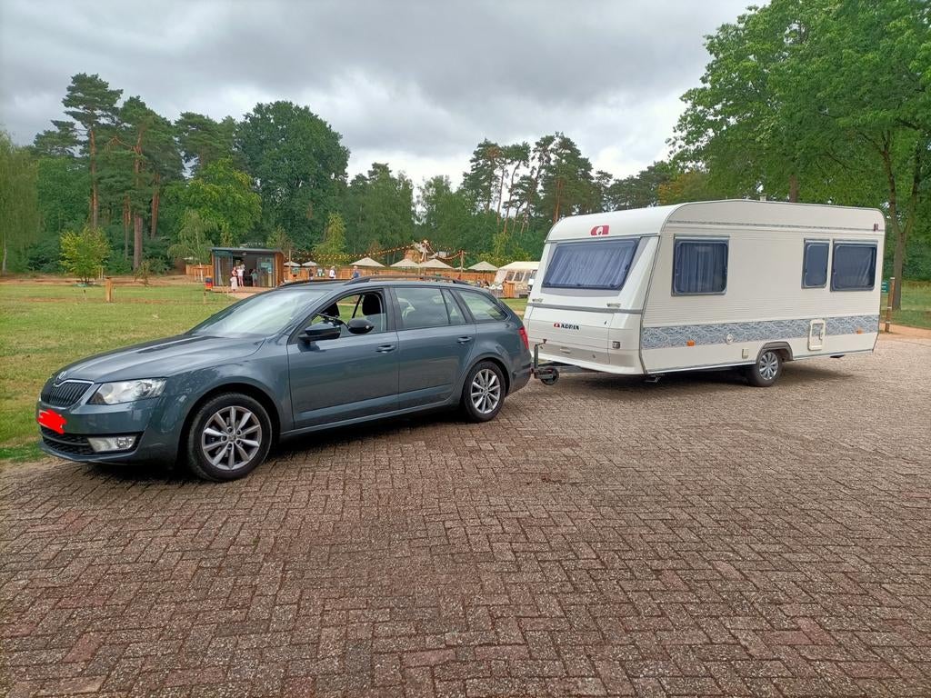 Adria Unica B431DD, Caravans en Kamperen, Stapelbed, Particulier, Adria, Luifel