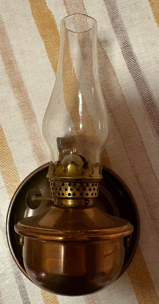 Vintage mini petroleumlamp wandlamp koper retro, Huis en Inrichting, Lampen | Wandlampen, Ophalen