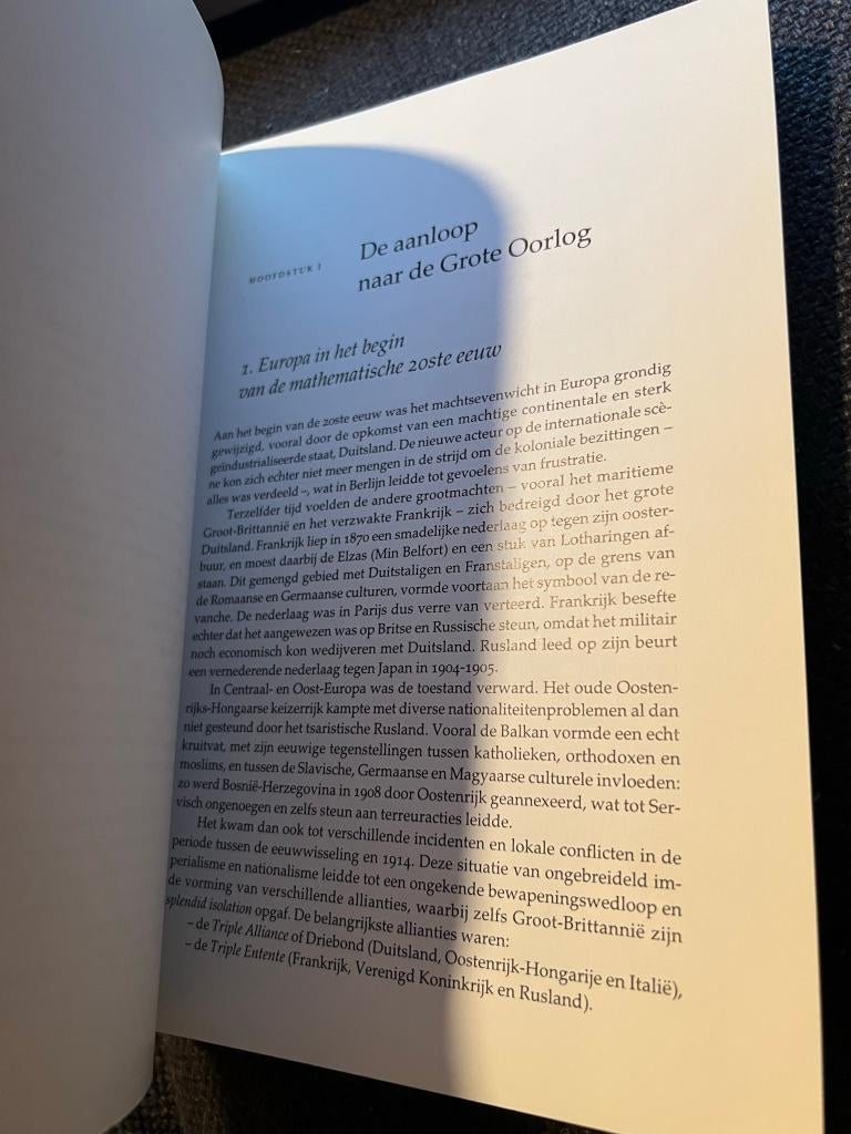 De Eerste Wereldoorlog/ De tweede wereldoorlog - Luc De Vos, Boeken, Tweede Wereldoorlog, Ophalen of Verzenden, Zo goed als nieuw