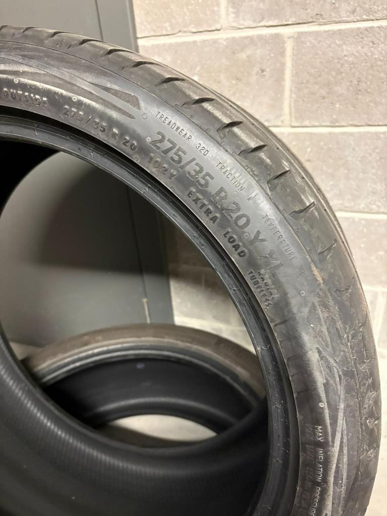 Pneus été en bon état, Enlèvement, Pneus été, Pneu(s)