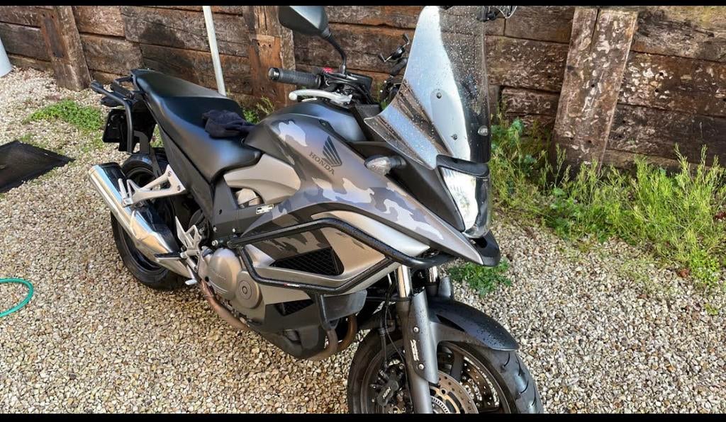 Honda Crossrunner 800 2013, Motoren, Motoren | Honda, 782 cc, 4 cilinders, Motorrijbewijs A, Particulier