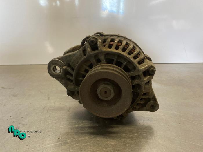 Dynamo d'un Mitsubishi Pajero (Pajero 00-), -, 3 mois de garantie, Utilisé, Mitsubishi