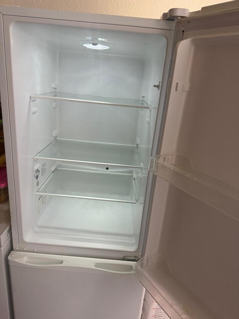 Frigo congélateur à vendre, Electroménager, Enlèvement, Comme neuf, Congélateur