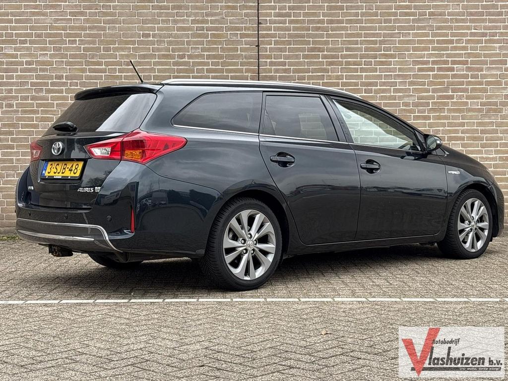 Toyota Auris Touring Sports 1.8 Hybrid Lease Pro | Leder | P, Autos, Toyota, Cruise Control, Argent ou Gris, Achat, Entreprise